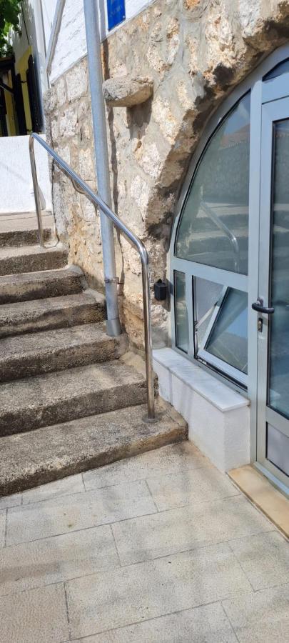 Apartman Lucija Punat Exterior foto