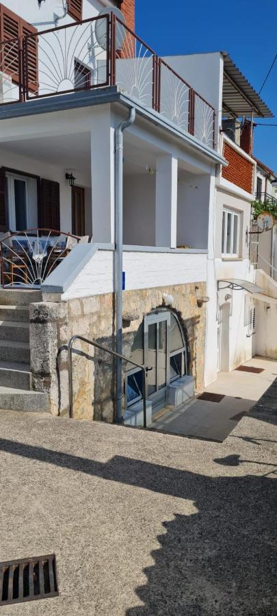 Apartman Lucija Punat Exterior foto