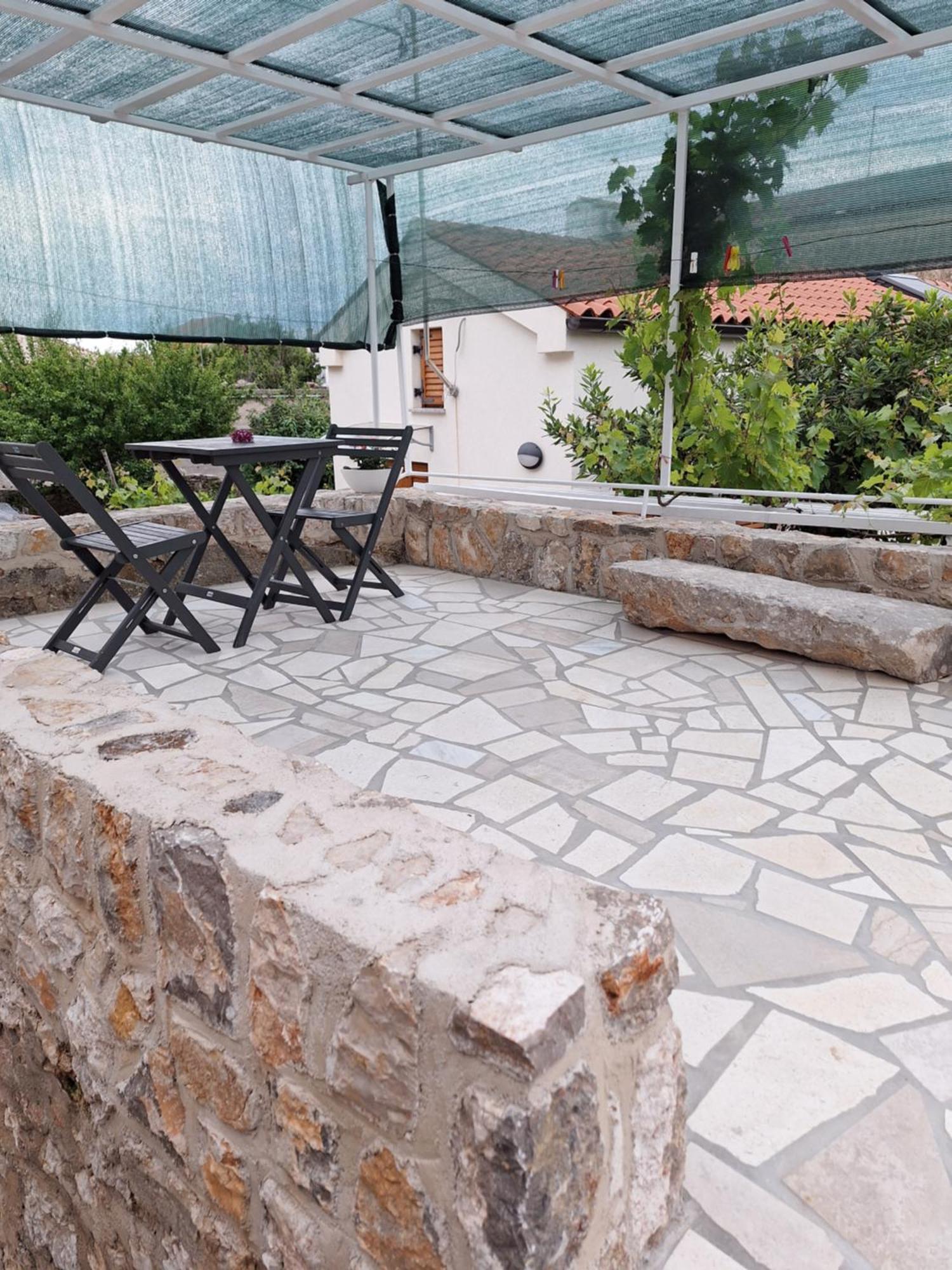 Apartman Lucija Punat Exterior foto